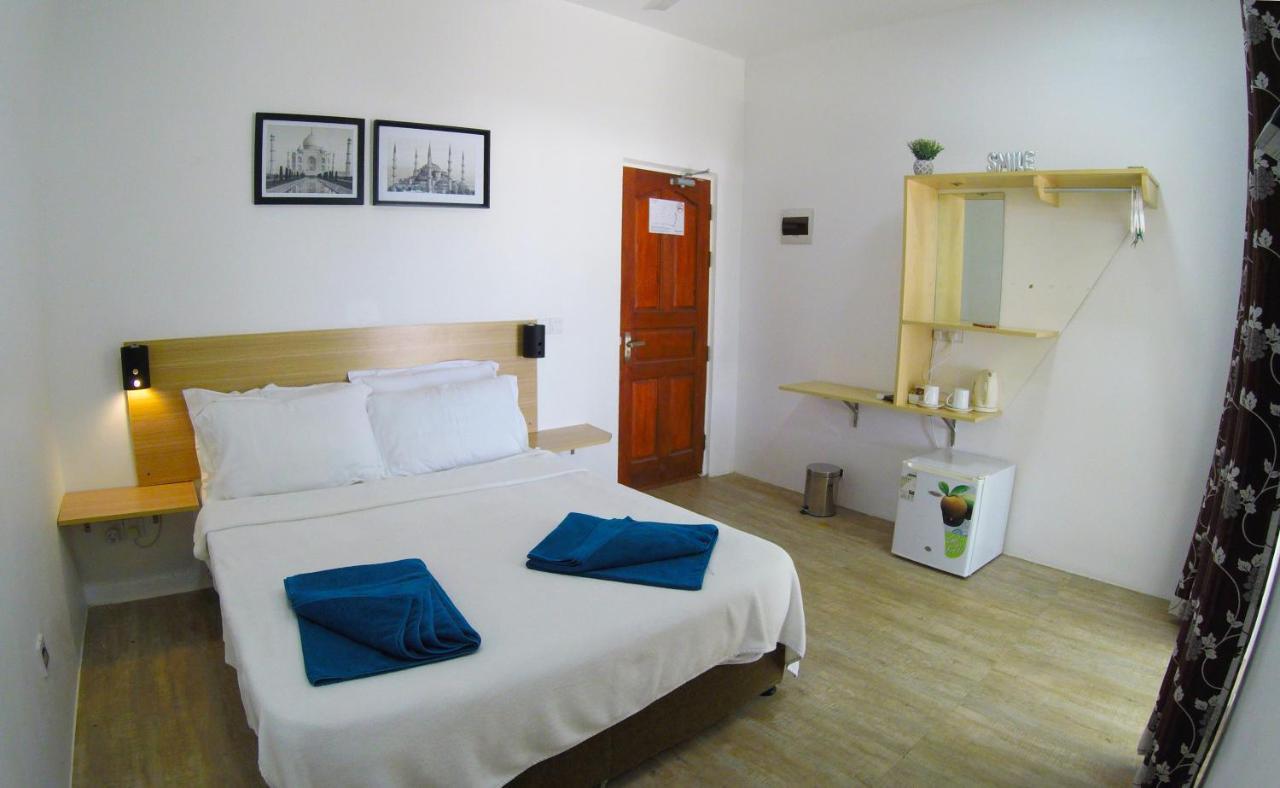 Hotel Seginy Seaview Guraidhoo  Esterno foto